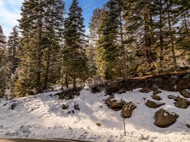 $299,000 | 11392 Lockwood Drive, Truckee, CA 96161