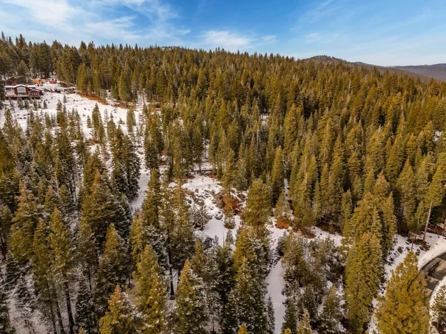 $299,000 | 11392 Lockwood Drive, Truckee, CA 96161