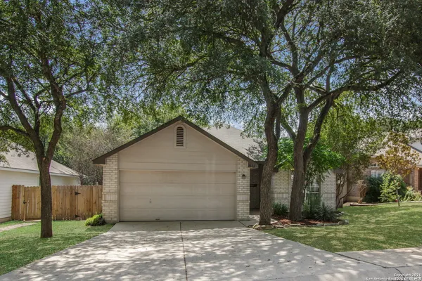 $2,000 | 1136 Berry Creek Drive, Schertz, TX 78154