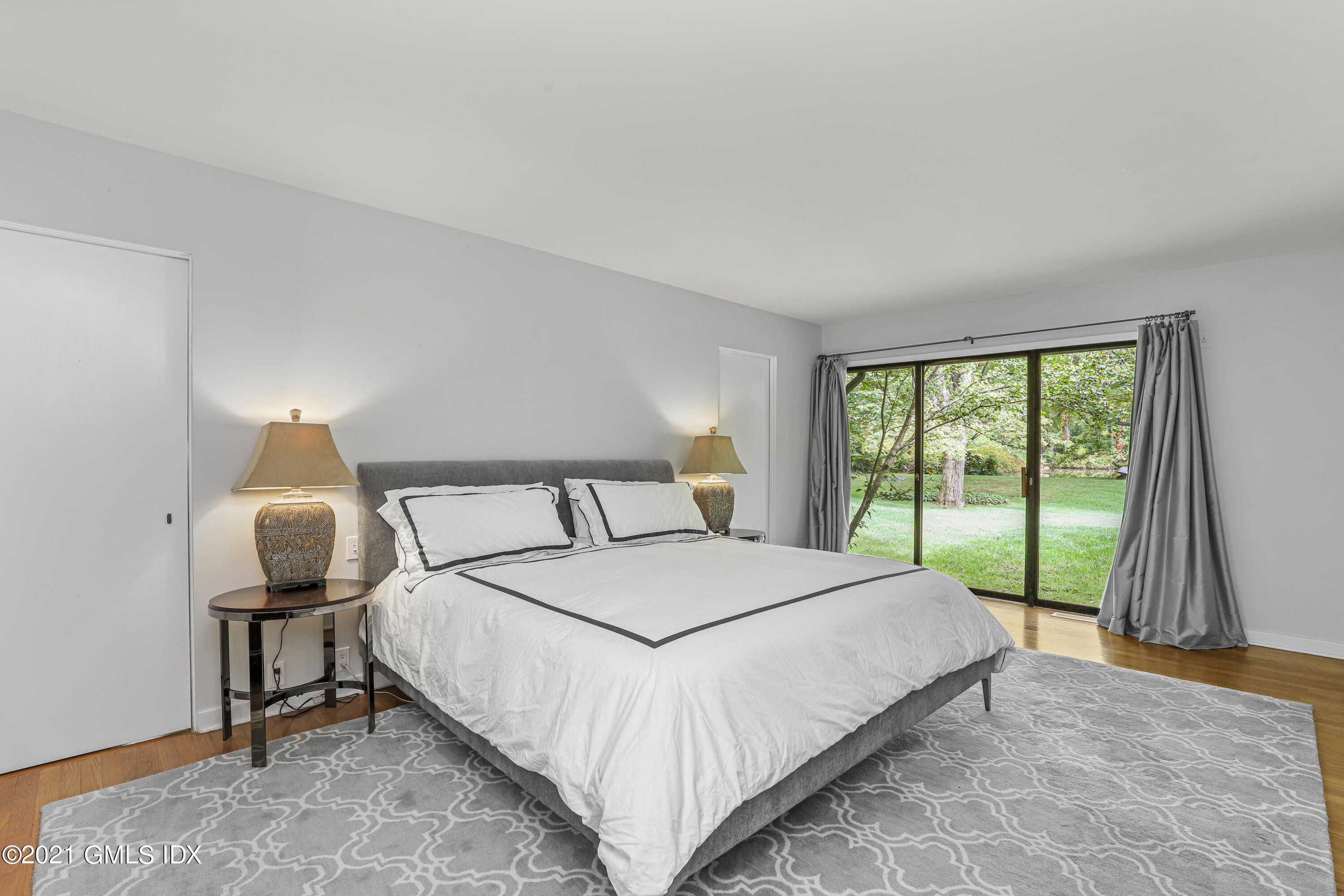 21 Wooddale Road Greenwich, CT 06830 - Photo 16 of 21 21 Wooddale Rd Greenwich CT-print-015-01