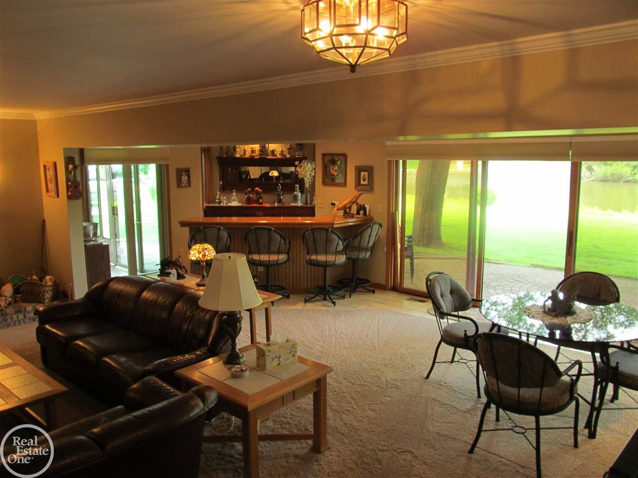 235 Shagbark Drive Rochester Hills, MI 48309 - Photo 10 of 26
