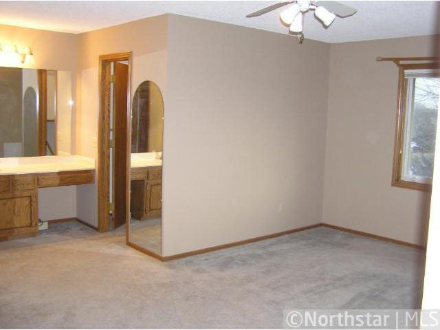 14331 Embry Path Apple Valley, MN 55124 - Photo 3 of 11 Gallery Image 3