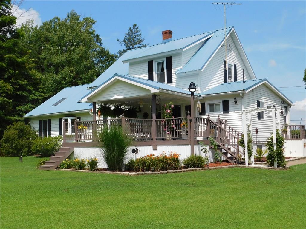 COVERED PORCH