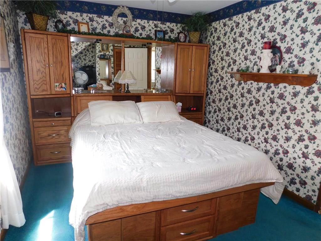 7191 Patton Road Hartstown, PA 16131 - Photo 22 of 25 UPSTAIRS B.R.