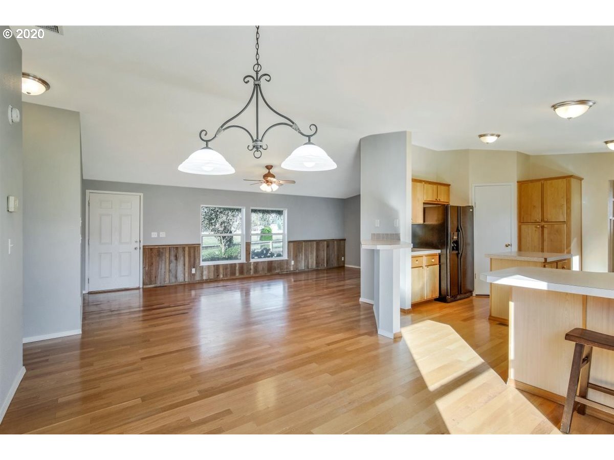 37476 Southeast Trubel Road Sandy, OR 97055 - Photo 20 of 32