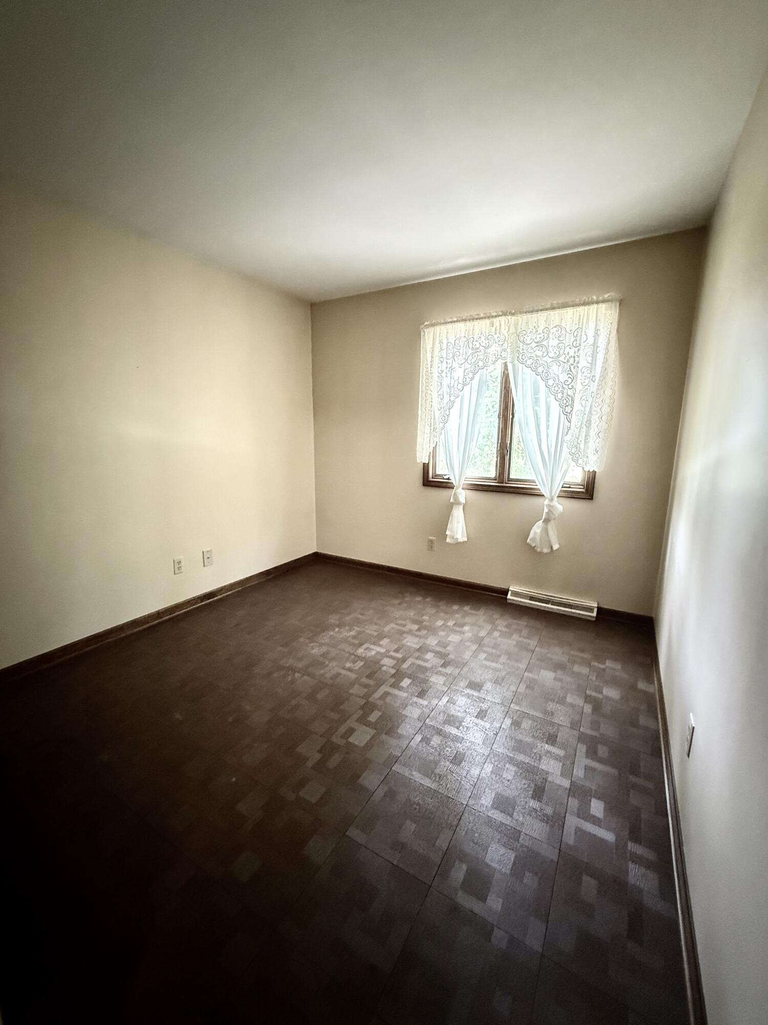 6834 Mercedes Lane Demotte, IN 46310 - Photo 25 of 35 1500x2000