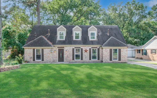 $1,900 | 674 Ravensworth Drive, Conroe, TX 77302