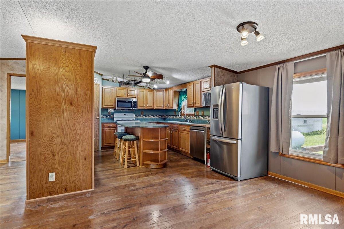 28457 Tutman Road Greenview, IL 62642 - Photo 12 of 49