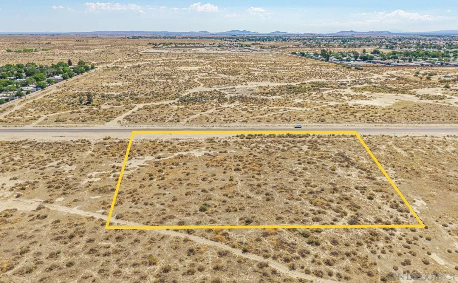 0 Challenger Way, Unit 5 Lancaster, CA 93535 - Photo 2 of 43 a view of an ocean