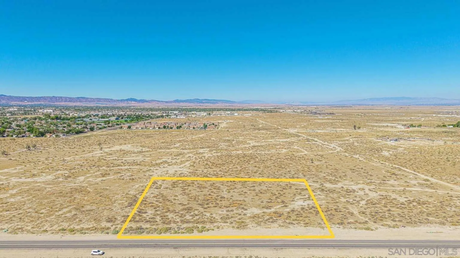 0 Challenger Way, Unit 5 Lancaster, CA 93535 - Photo 4 of 43 a view of an ocean