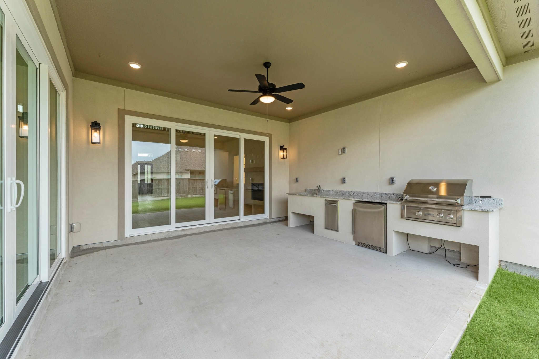 24807 Pacific Dunes Lane Spring, TX 77389 - Photo 40 of 50 a view of a livingroom with furniture