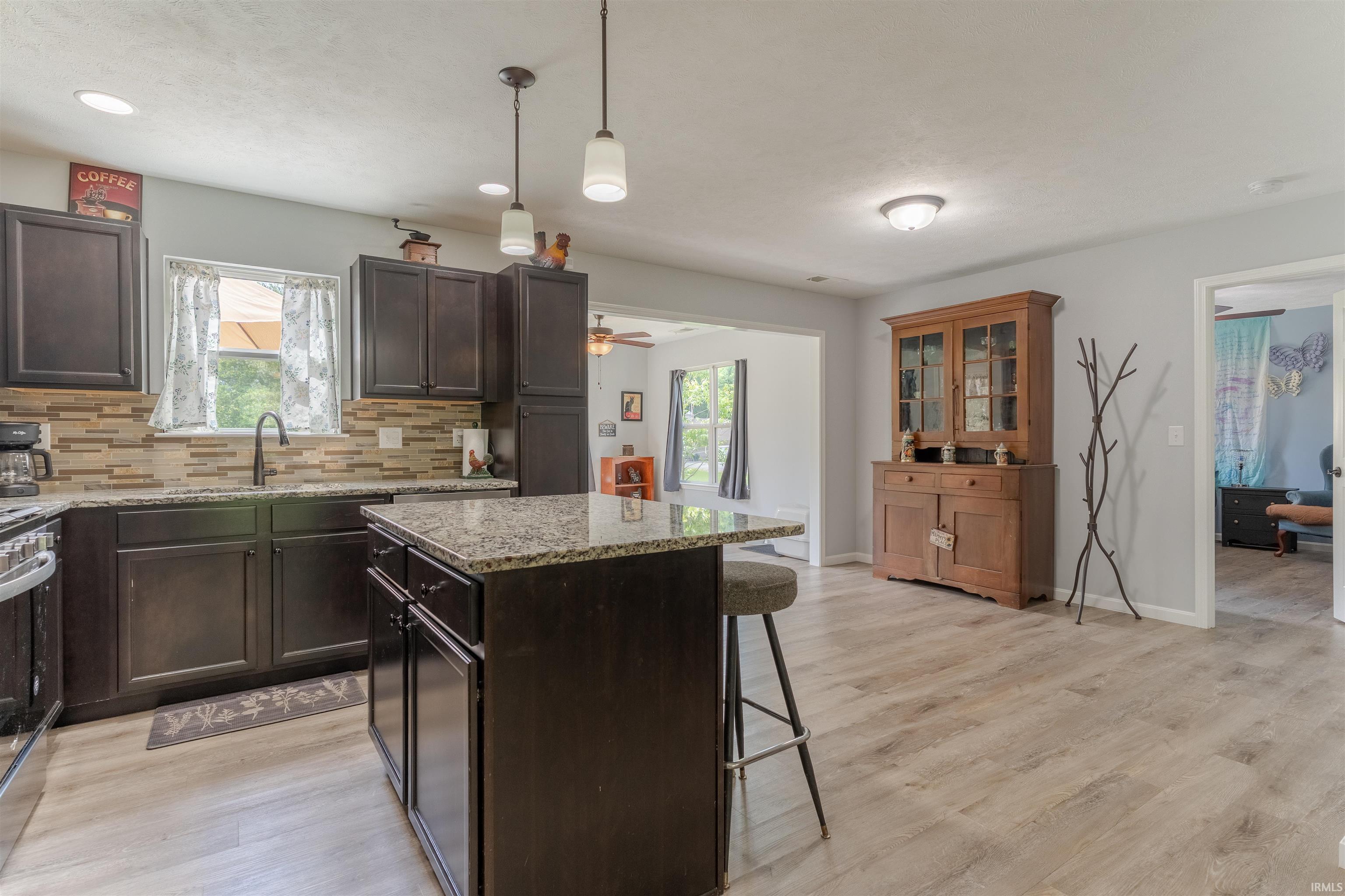 10320 Old State Road Evansville, IN 47711 - Photo 11 of 36