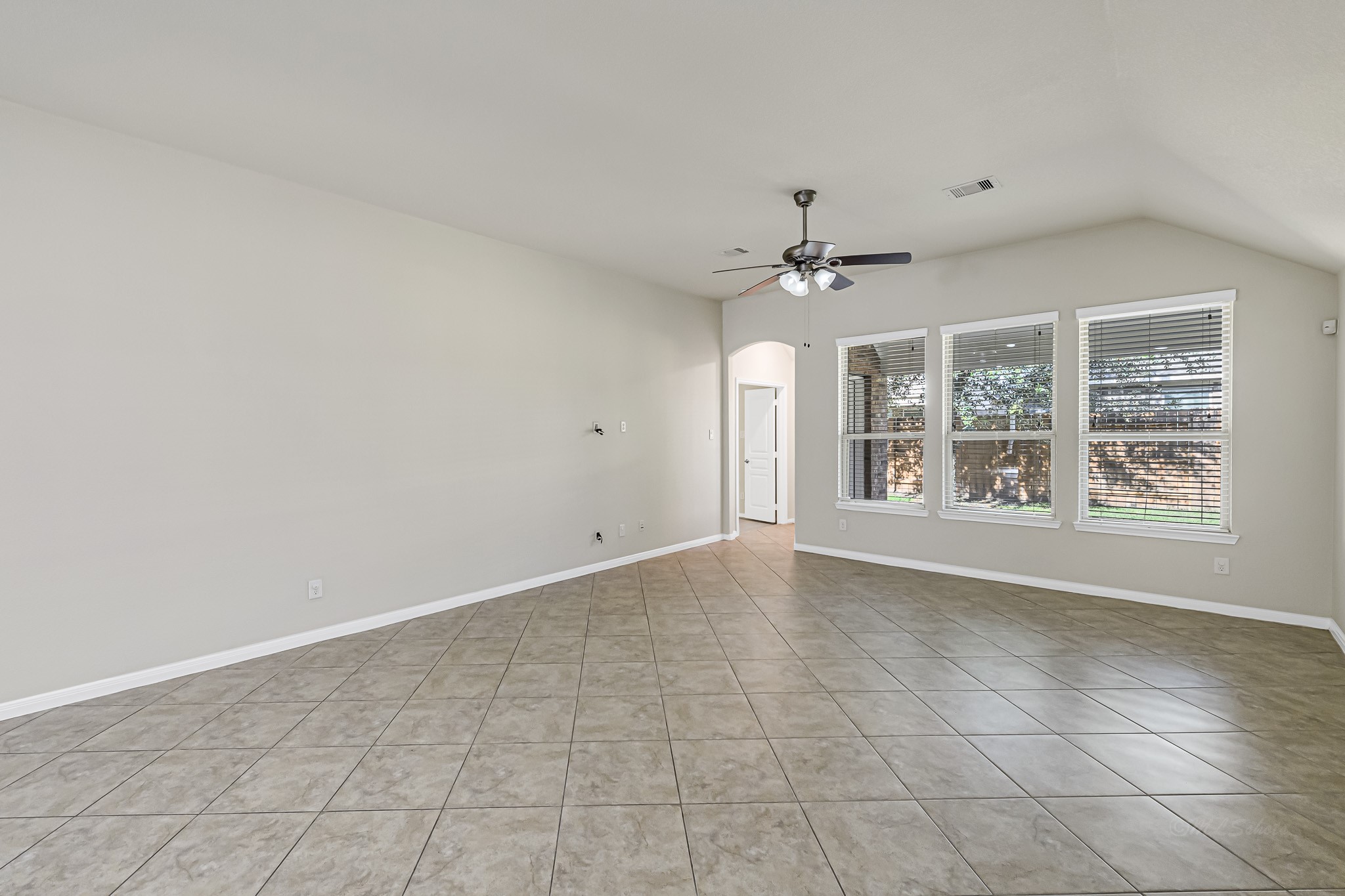 4834 Oak Rambling Drive Katy, TX 77494 - Photo 16 of 35