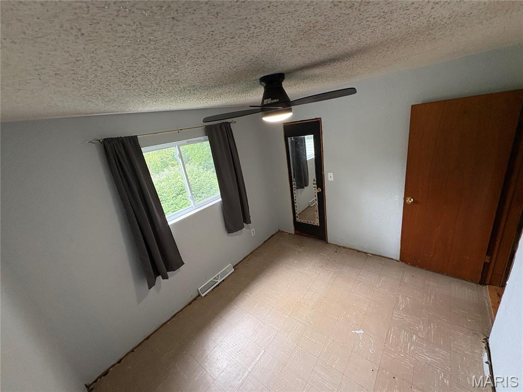 7440 Highway 17 Houston, MO 65483 - Photo 26 of 40