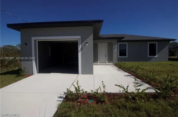 $2,200 | 8004 Spice Court, LaBelle, FL 33935