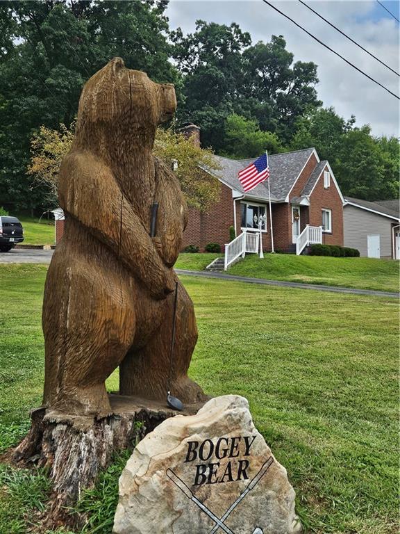 485 Harvey Road Foxburg, PA 16036 - Photo 7 of 25 a front view of a house with garden