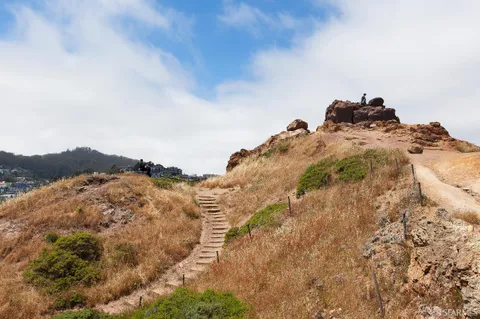 $1,120,000 | 5 Vulcan Stairway, San Francisco, CA 94114