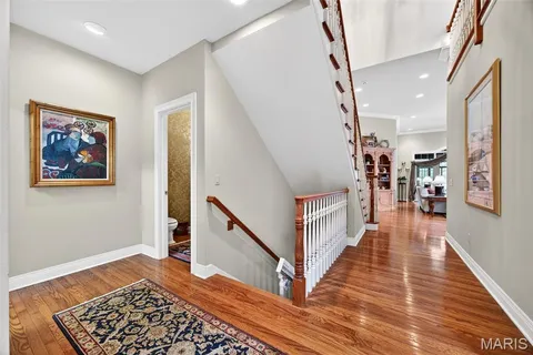 $1,100,000 | 6 Upper Conway Lane, Chesterfield, MO 63017