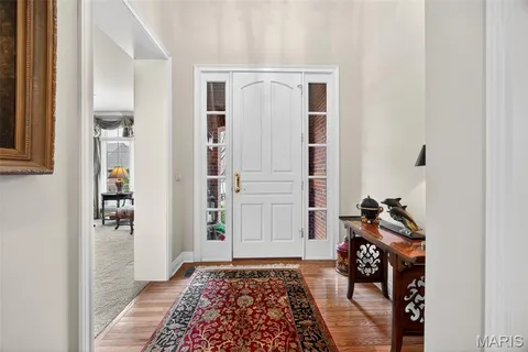 $1,100,000 | 6 Upper Conway Lane, Chesterfield, MO 63017