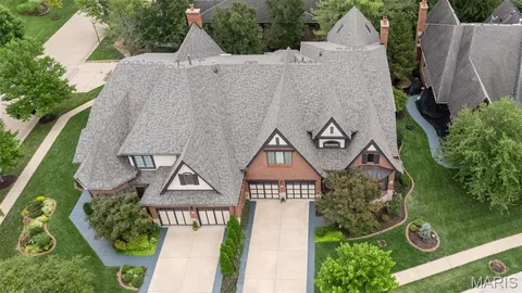 $1,100,000 | 6 Upper Conway Lane, Chesterfield, MO 63017