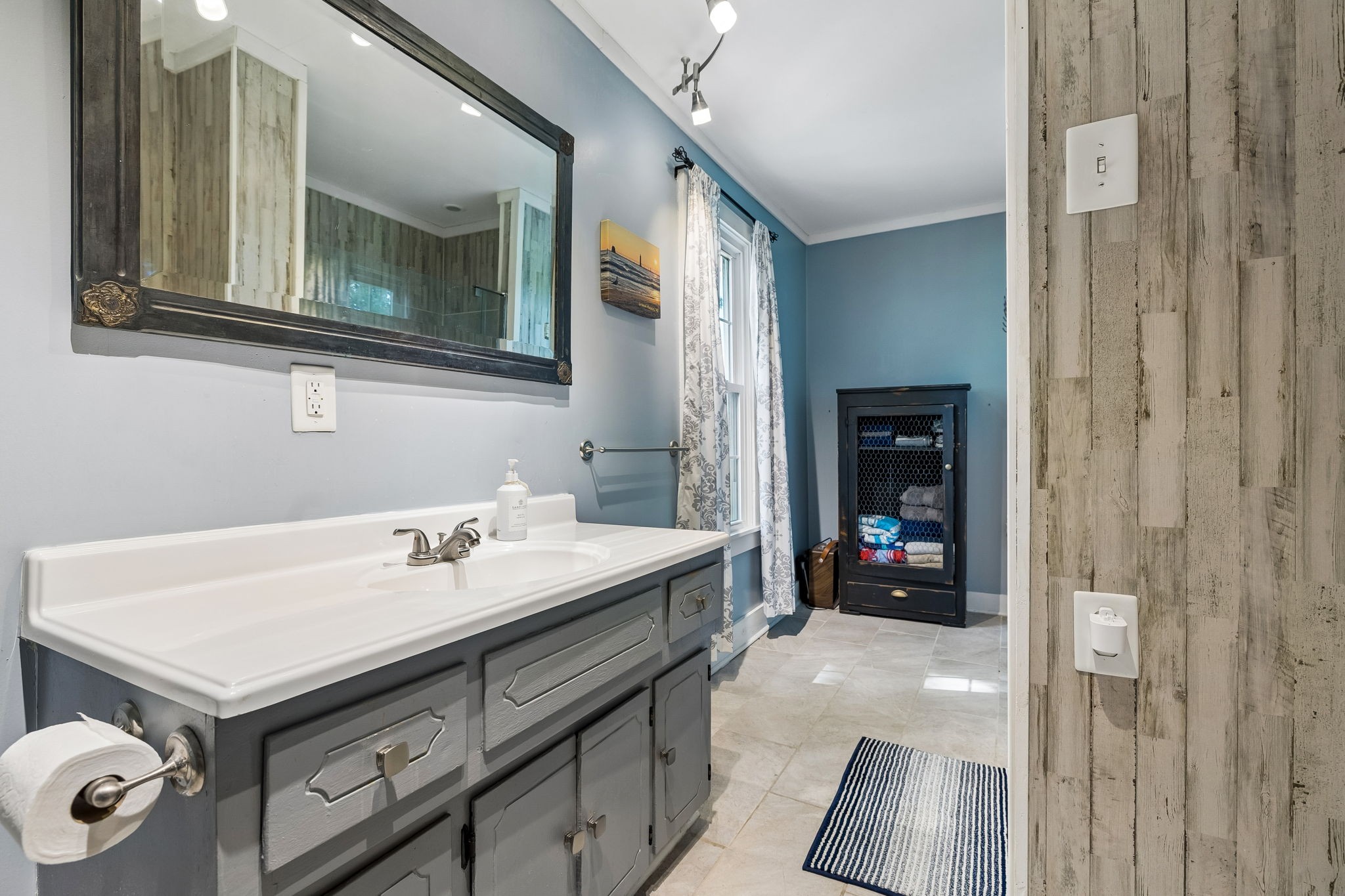 313 Cullum Street Carthage, TN 37030 - Photo 23 of 60 a utility room with a sink dryer and washer