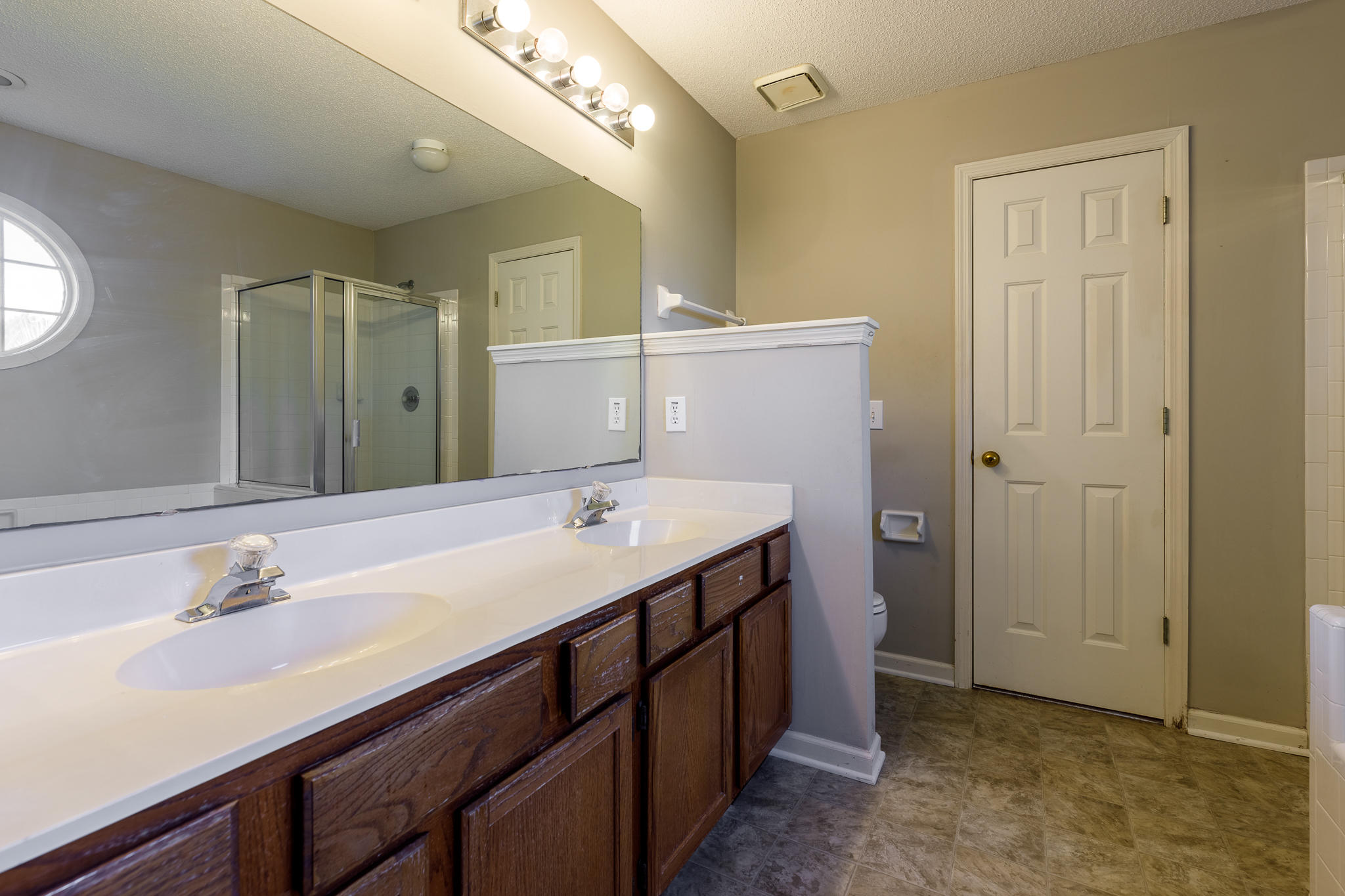 386 Jardinere Walk Mount Pleasant, SC 29464 - Photo 11 of 19 386 Jardinere Walk (18 of 24)