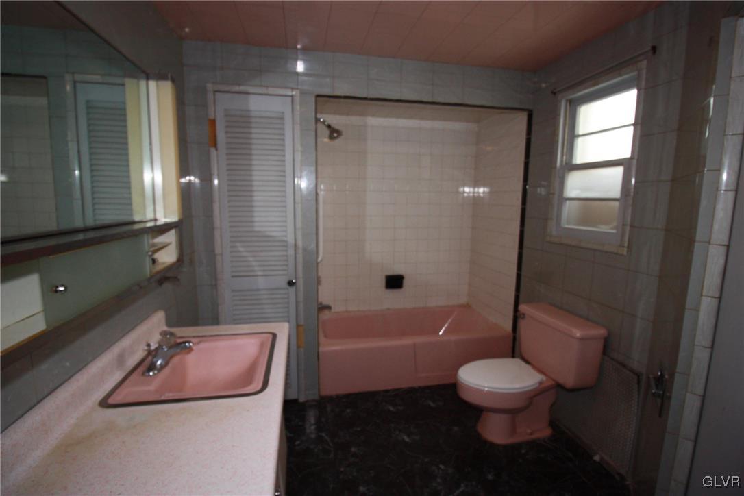 120 Chestnut Street Coplay, PA 18037 - Photo 15 of 19 Gallery Image 15