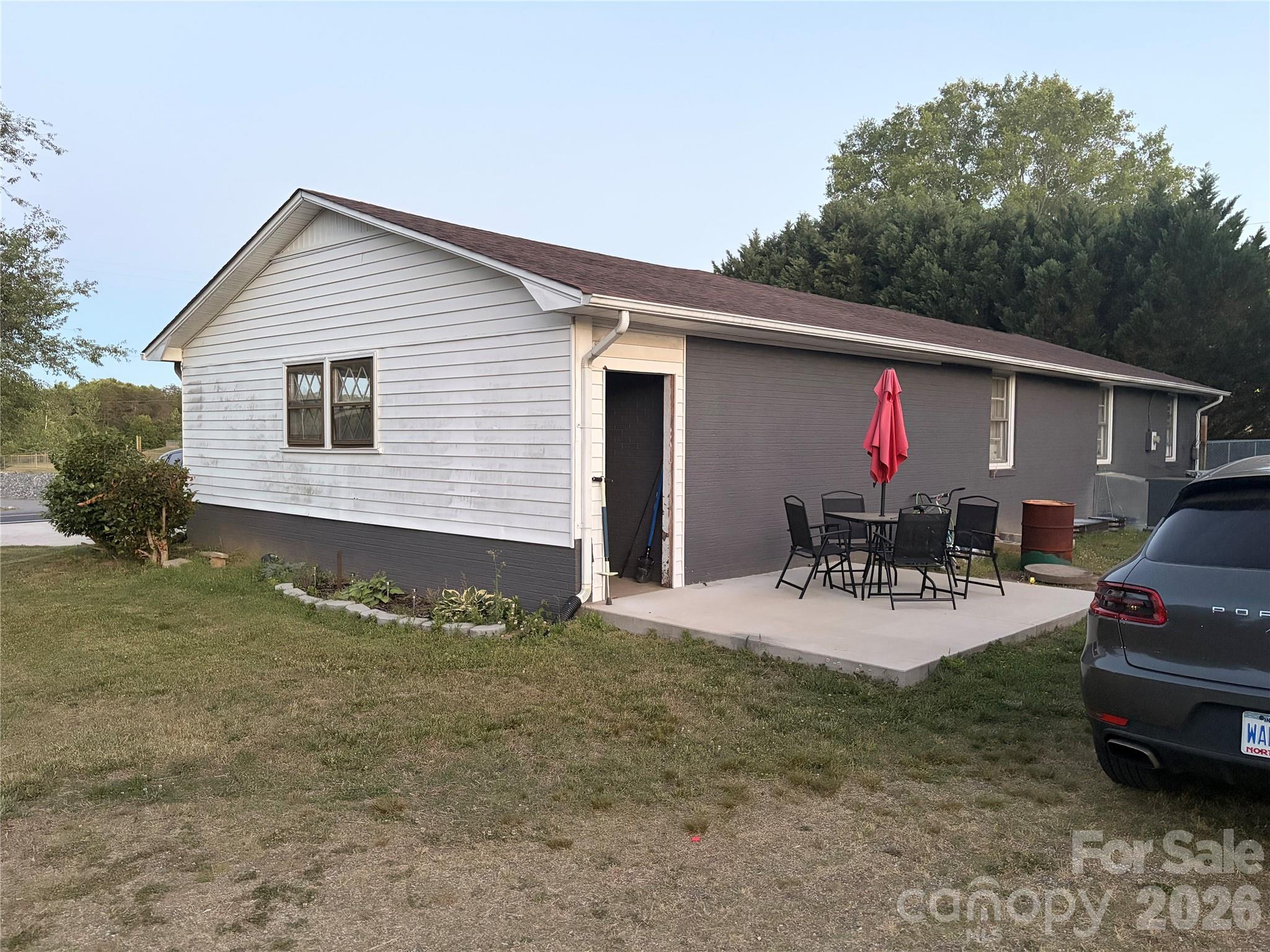 3502 Miller Bridge Road Connelly Springs, NC 28612 - Photo 4 of 7
