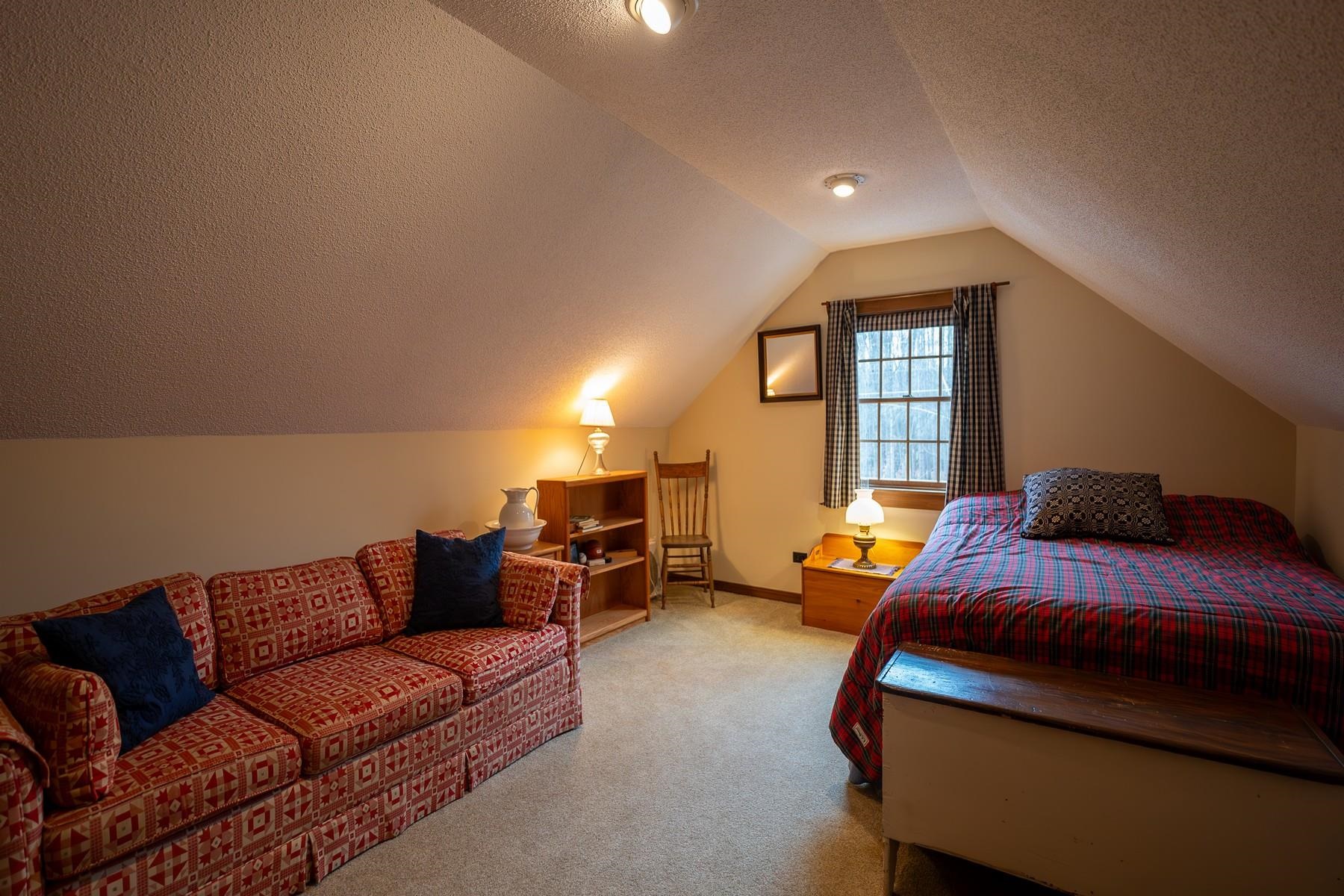 244 Brenda Road Clarendon, VT 05759 - Photo 22 of 30 Gallery Image 22