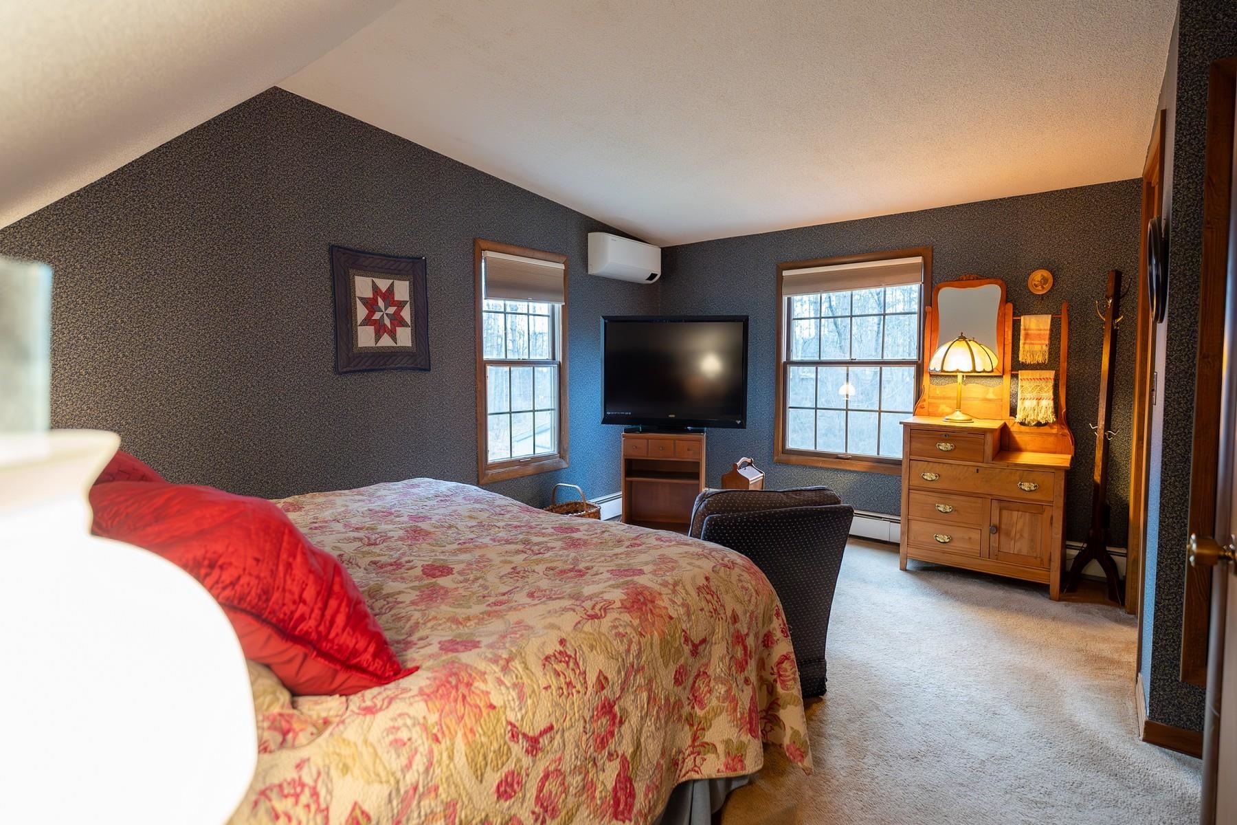 244 Brenda Road Clarendon, VT 05759 - Photo 25 of 30 Gallery Image 25