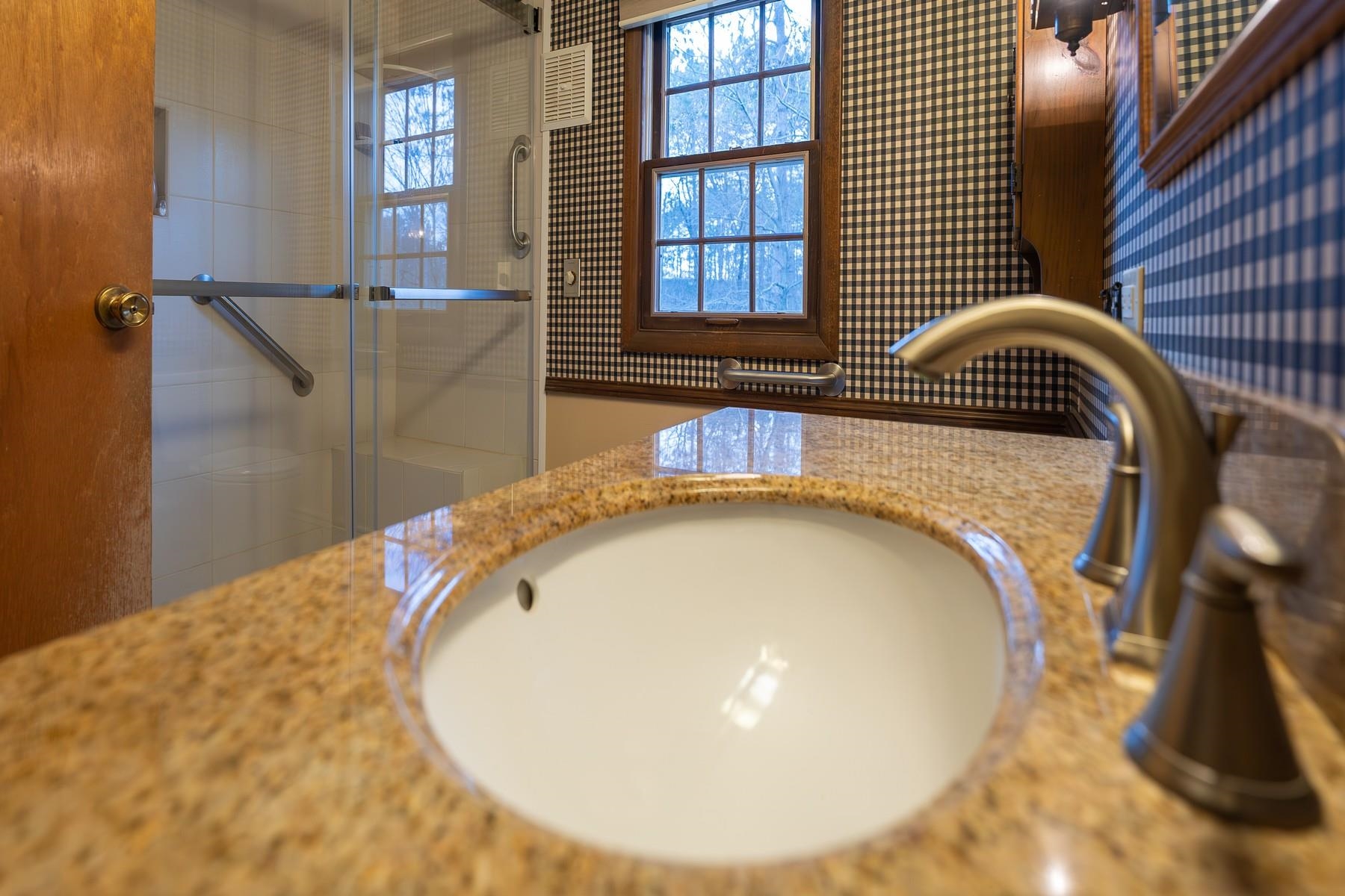 244 Brenda Road Clarendon, VT 05759 - Photo 28 of 30 Gallery Image 28