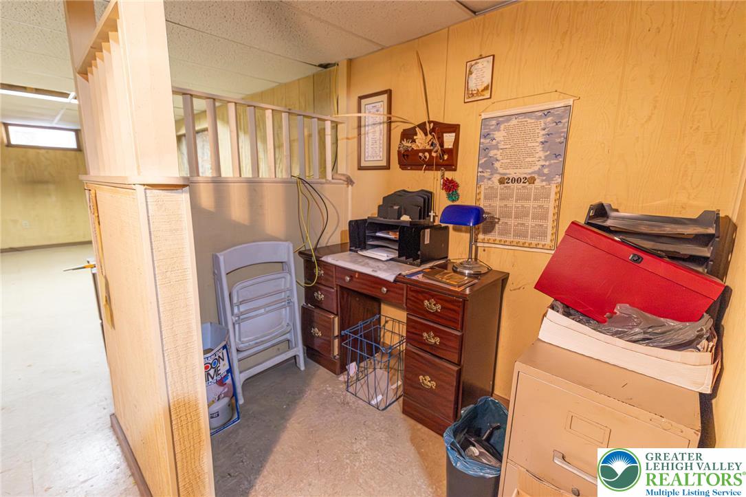 2544 5th Street Bethlehem, PA 18020 - Photo 14 of 17 Family Room/Office