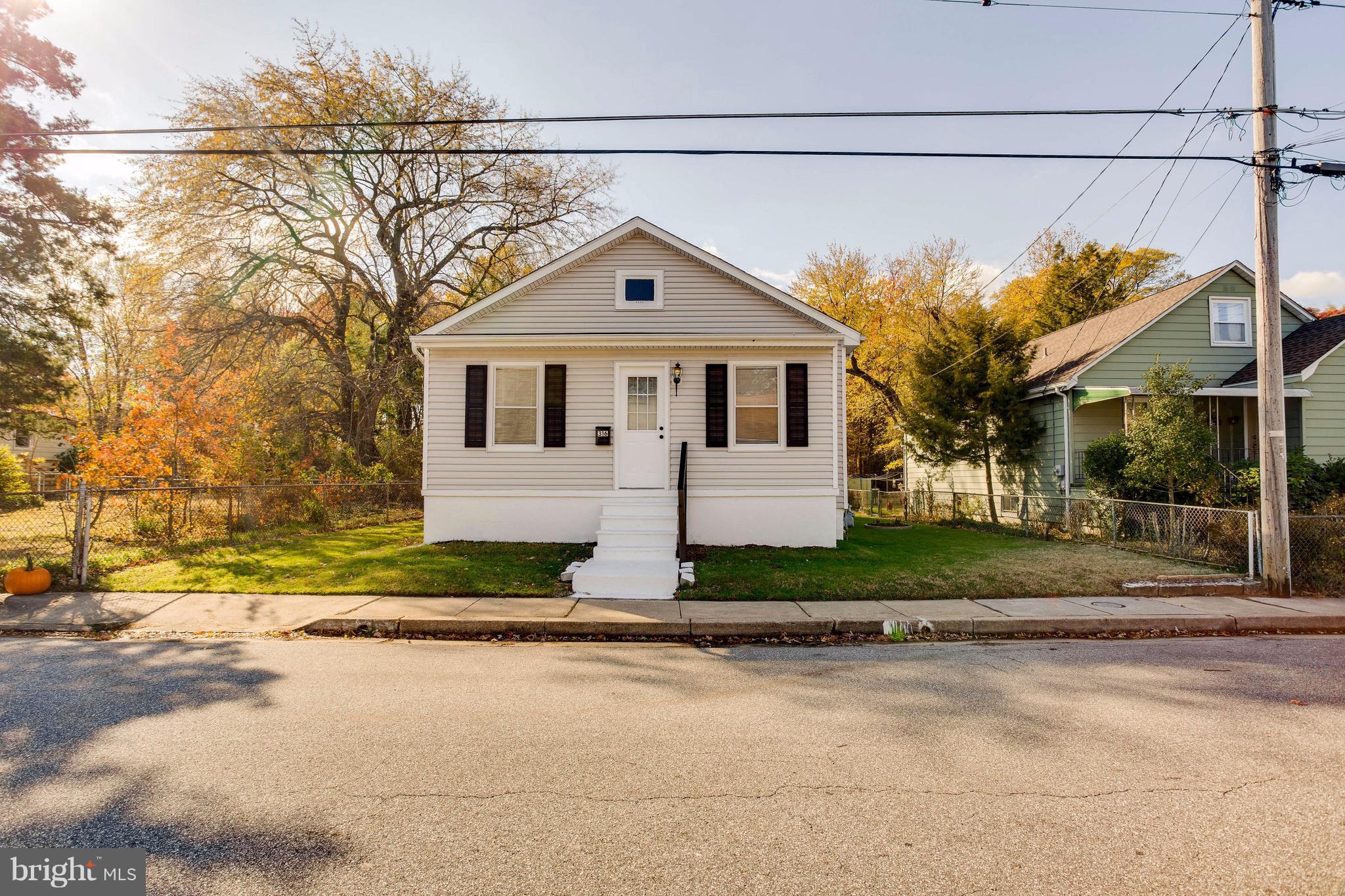 316 Homberg Avenue Baltimore, MD 21221 - Photo 1 of 27 Exterior (Front)