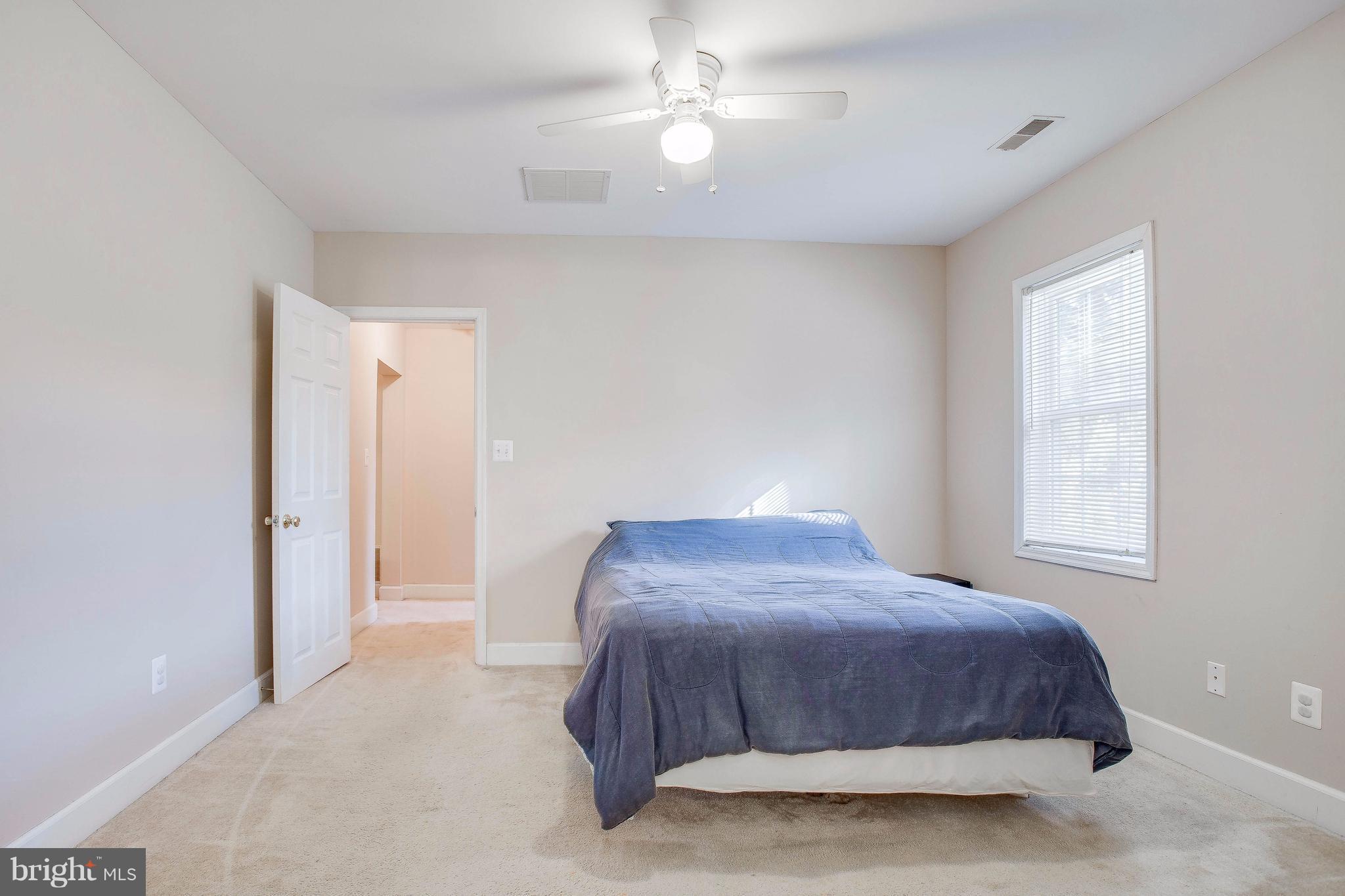 316 Homberg Avenue Baltimore, MD 21221 - Photo 17 of 27 Bedroom (Master)