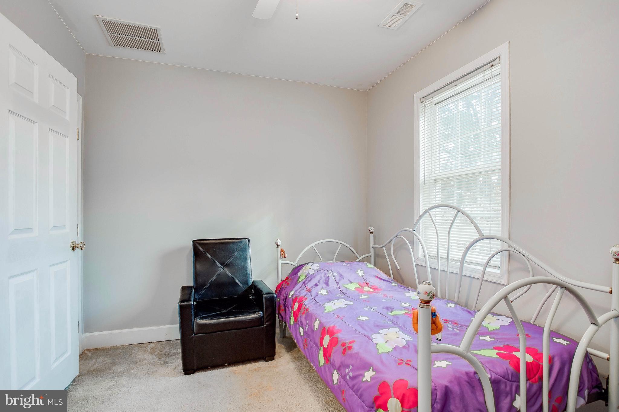 316 Homberg Avenue Baltimore, MD 21221 - Photo 22 of 27 Bedroom