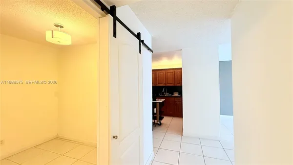 $1,800 | 1465 Northeast 123rd Street, Unit 201, North Miami, FL 33161
