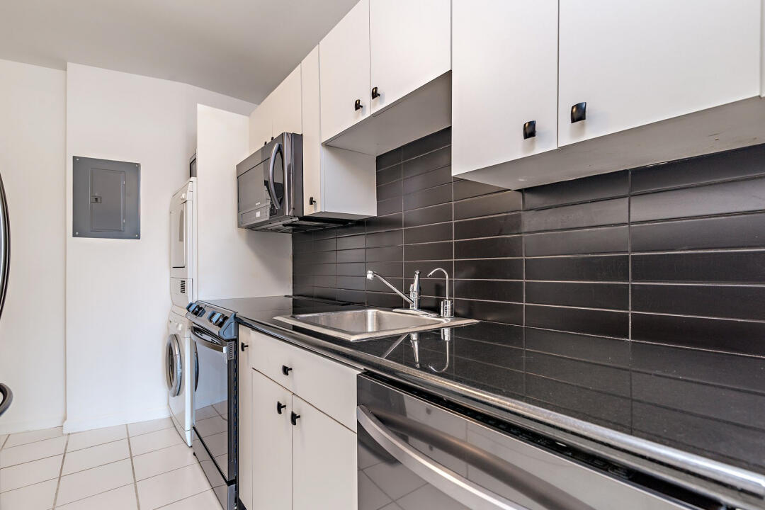 44 Cocoanut Row, Unit B124 Palm Beach, FL 33480 - Photo 11 of 28 11