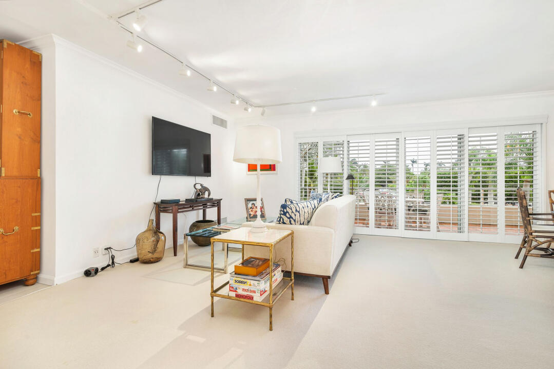 44 Cocoanut Row, Unit B124 Palm Beach, FL 33480 - Photo 2 of 28 2