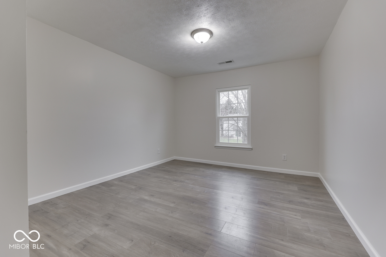 5810 Spring Oaks Way Indianapolis, IN 46237 - Photo 24 of 49