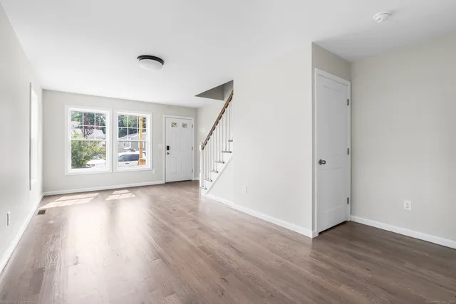 $2,400 | 196 Wilmot Avenue, Bridgeport, CT 06607