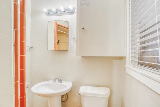 $1,450 | 1610 13th Avenue North, Texas City, TX 77590