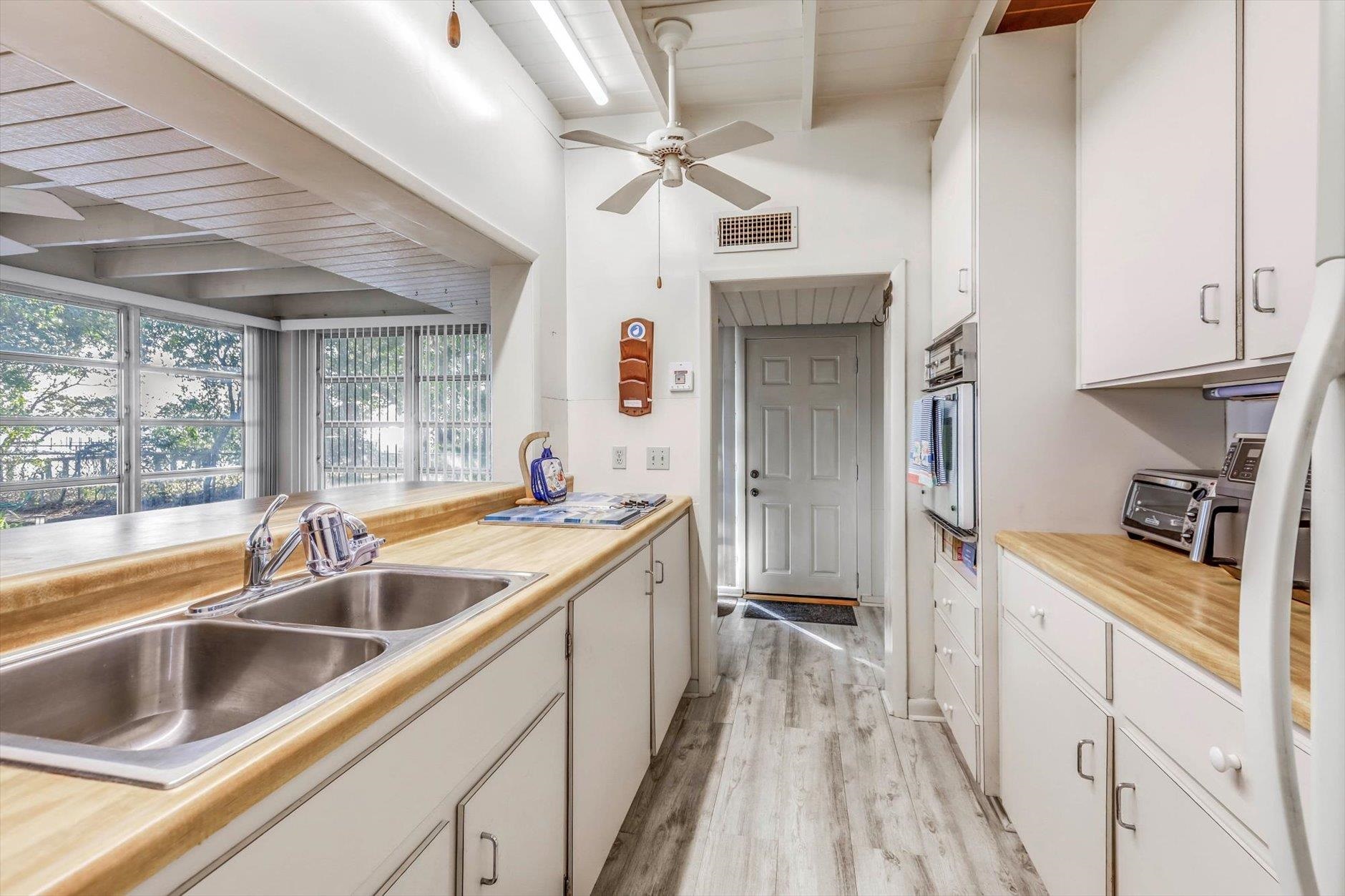 367 Mashes Sands Road Panacea, FL 32346 - Photo 16 of 57