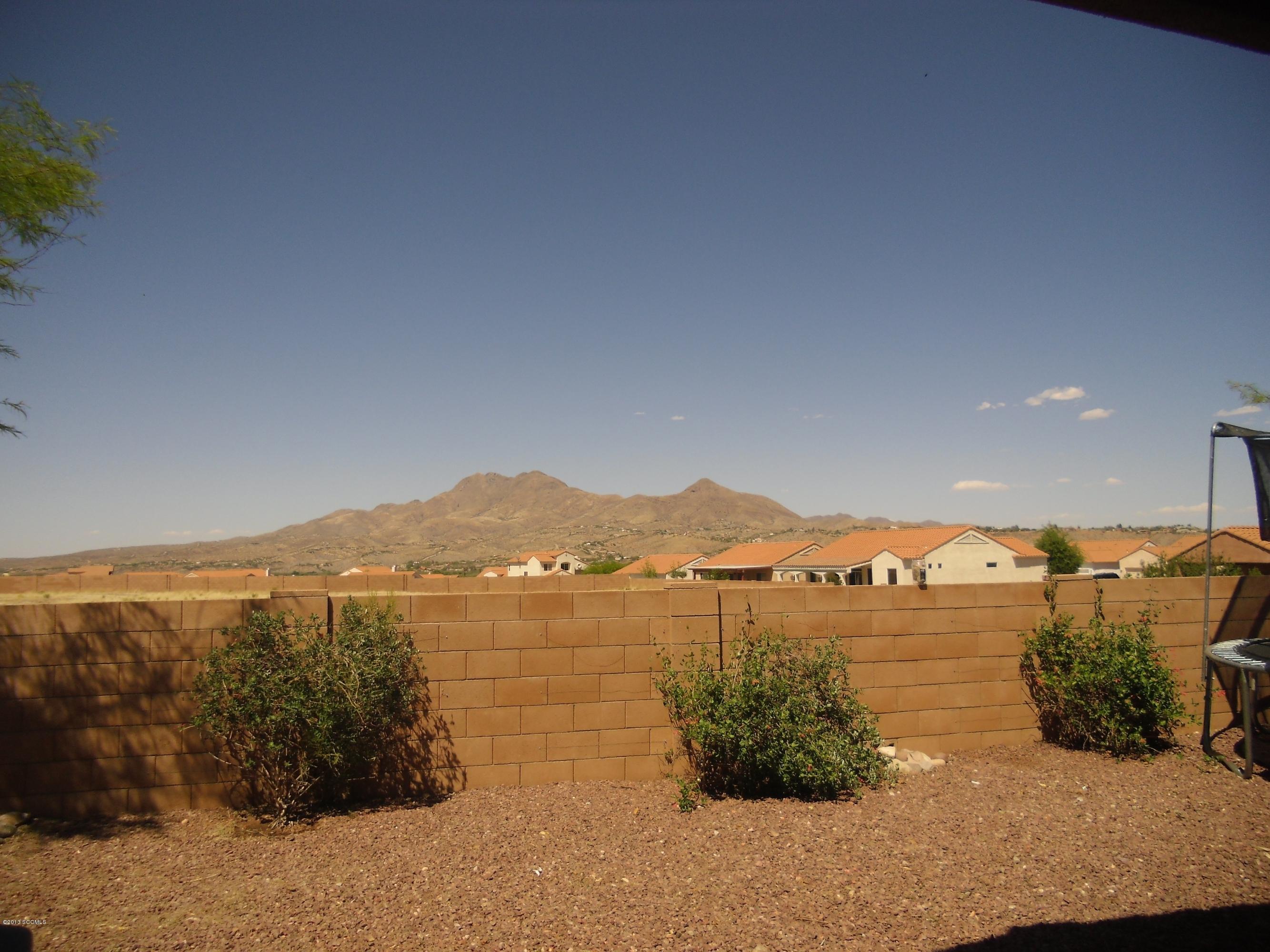 1075 San Tropez Court Rio Rico, AZ 85648 - Photo 9 of 28