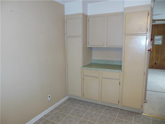 2403 Hickory Drive Springfield, TN 37172 - Photo 6 of 16 Another view of Kitchen -