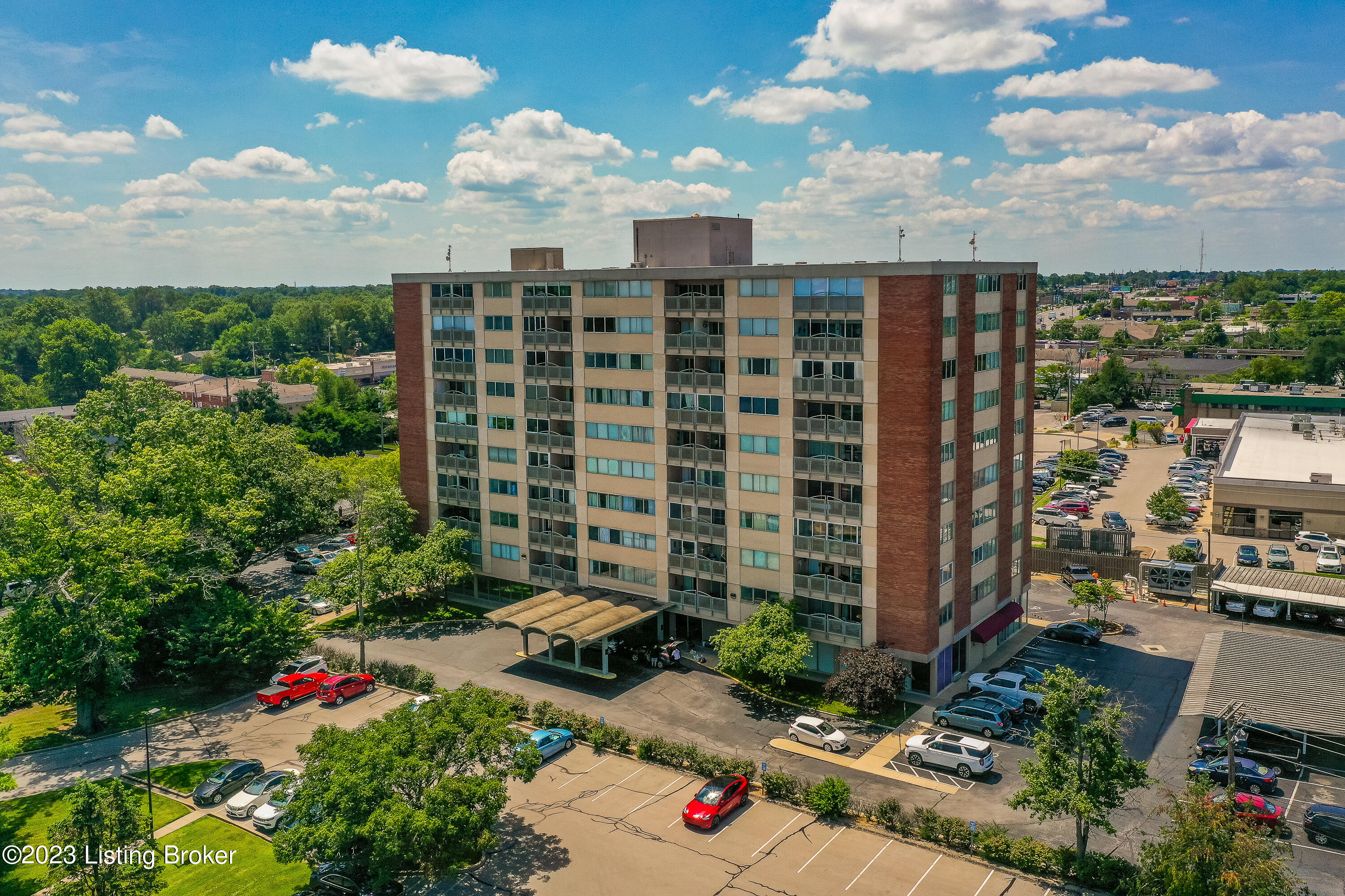 2121 Nicholasville Road, Unit 402 Lexington, KY 40503 - Photo 1 of 39 Continental Towers