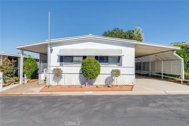 $74,950 | 3500 Buchanan Street, Unit 73, Riverside, CA 92503