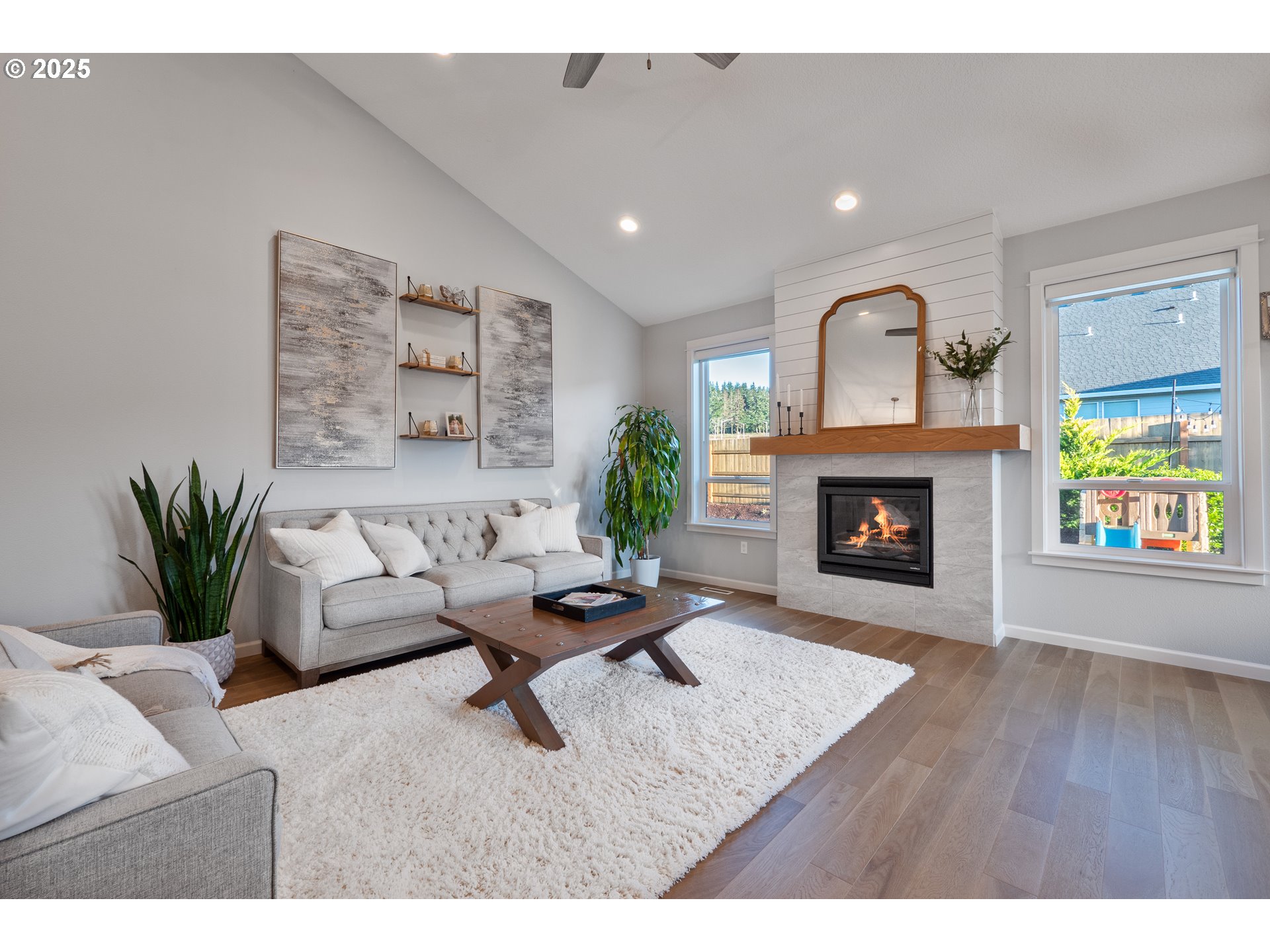 794 Ike Mooney Road Northeast Silverton, OR 97381 - Photo 2 of 33