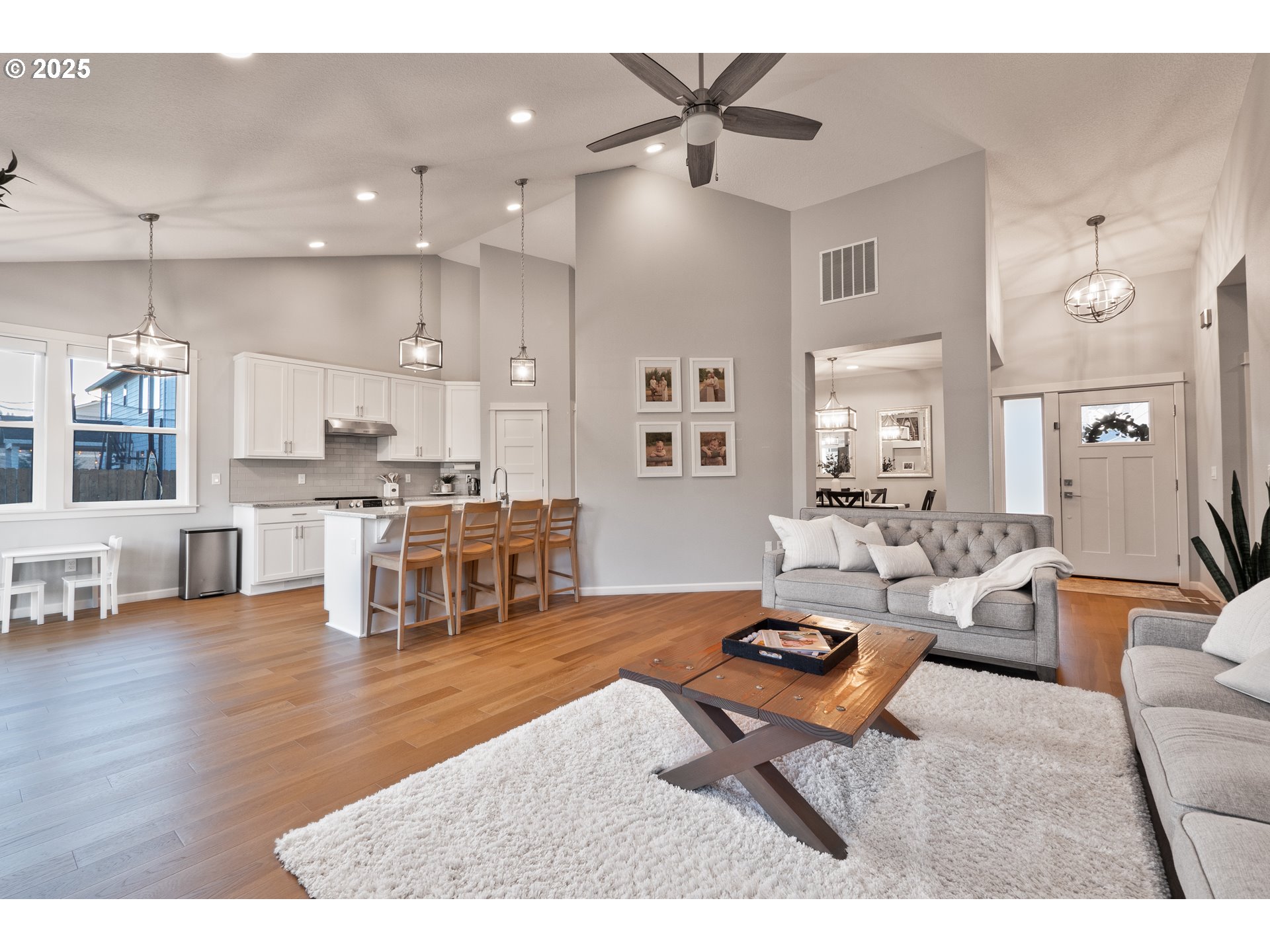 794 Ike Mooney Road Northeast Silverton, OR 97381 - Photo 5 of 33