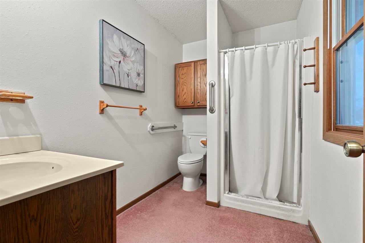 1102 E Place Kalona, IA 52247 - Photo 13 of 27 Gallery Image 13