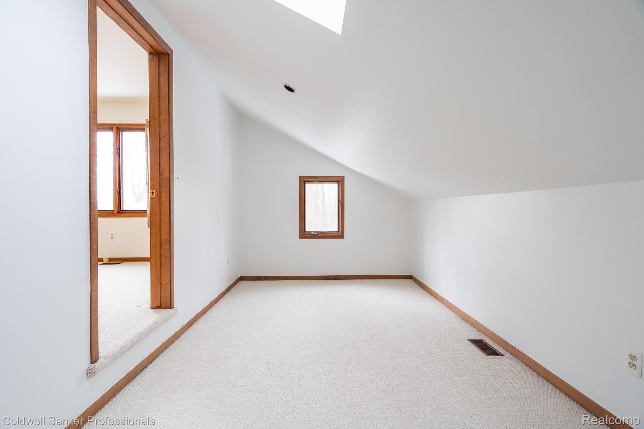 5079 Orion Road Rochester, MI 48306 - Photo 32 of 40 5079-Orion-Rd-32.JPG